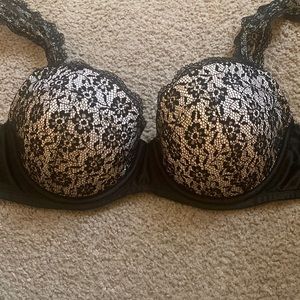 EUC Victoria Secret Black Lace Bra